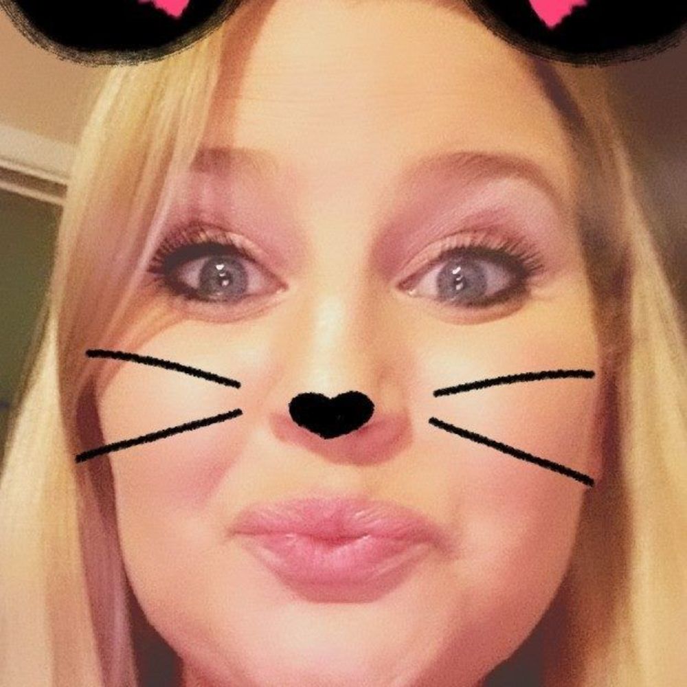 Meet your Posher, Denise